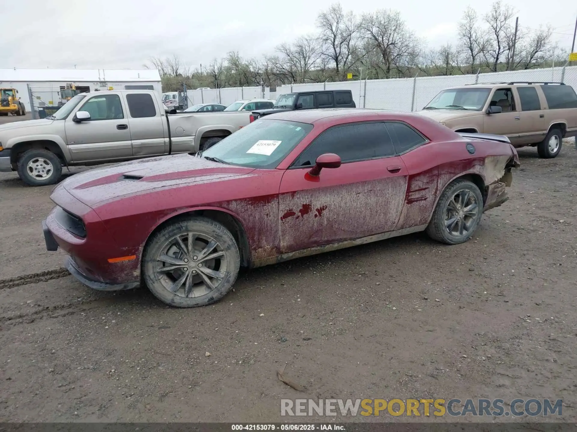 2 Photograph of a damaged car 2C3CDZGG4NH172239 DODGE CHALLENGER 2022