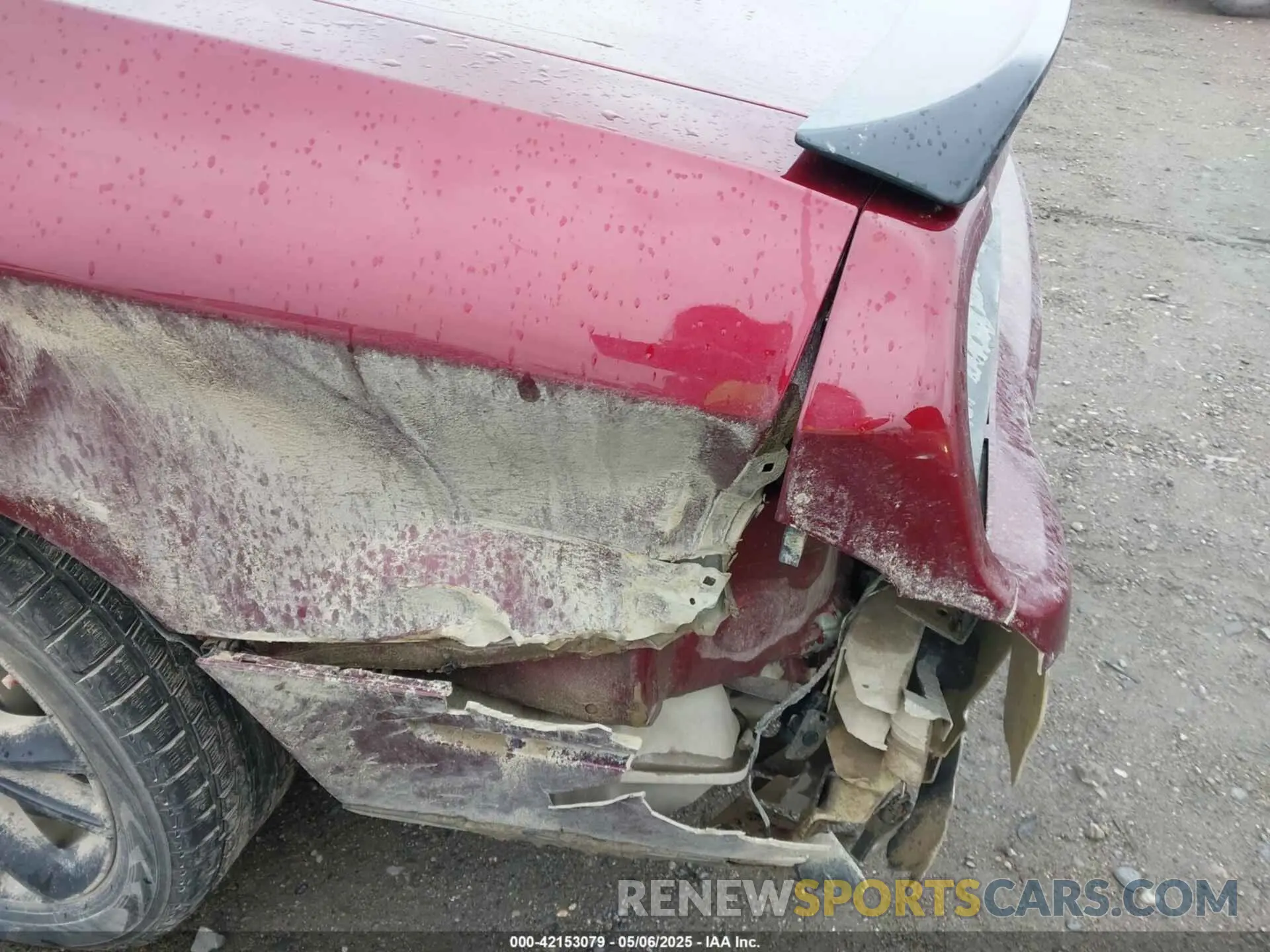 21 Photograph of a damaged car 2C3CDZGG4NH172239 DODGE CHALLENGER 2022