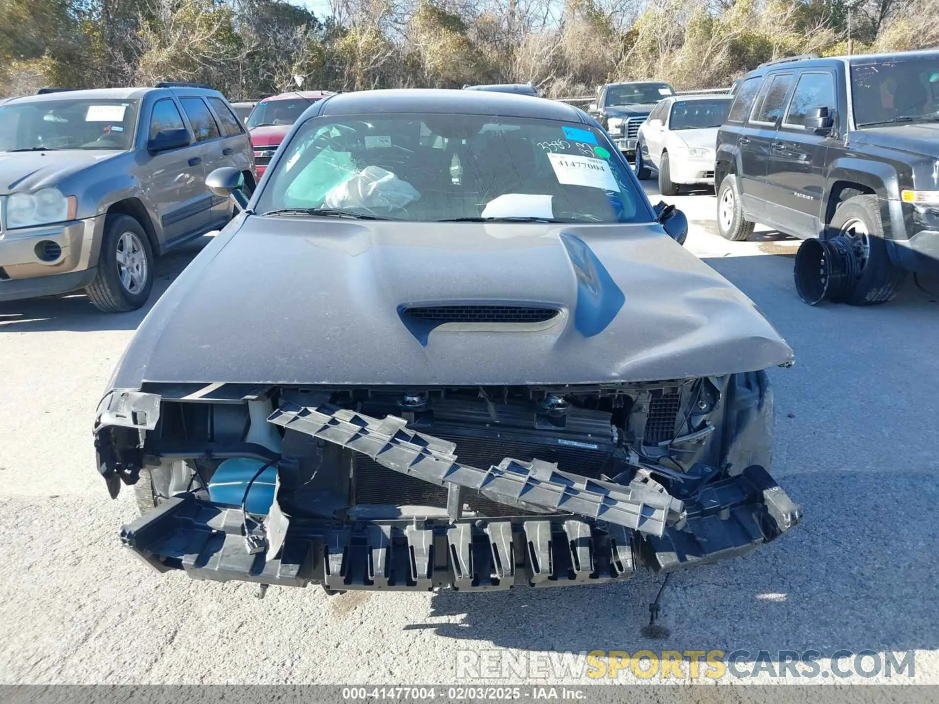 11 Photograph of a damaged car 2C3CDZJG0NH123385 DODGE CHALLENGER 2022