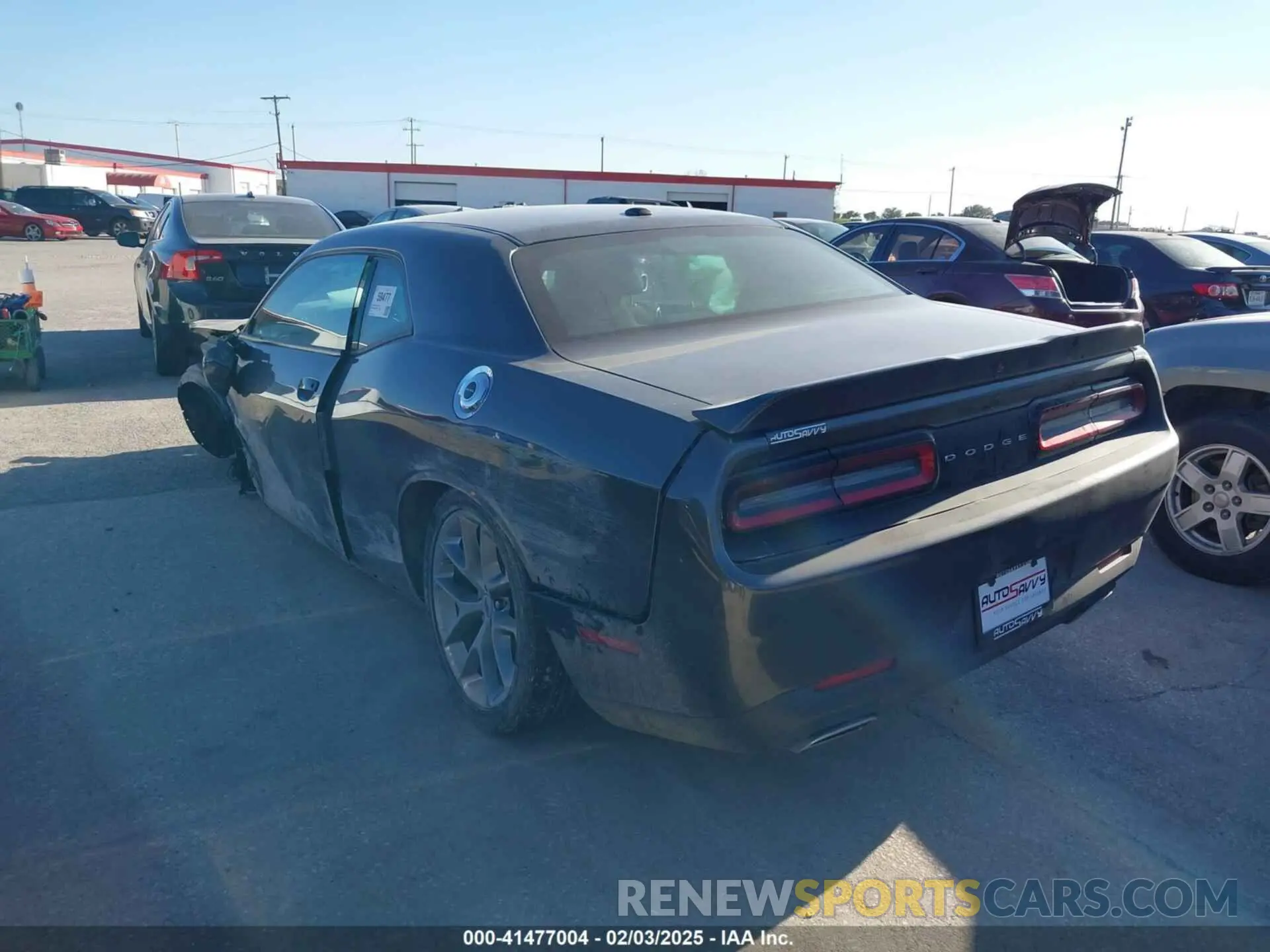 3 Photograph of a damaged car 2C3CDZJG0NH123385 DODGE CHALLENGER 2022