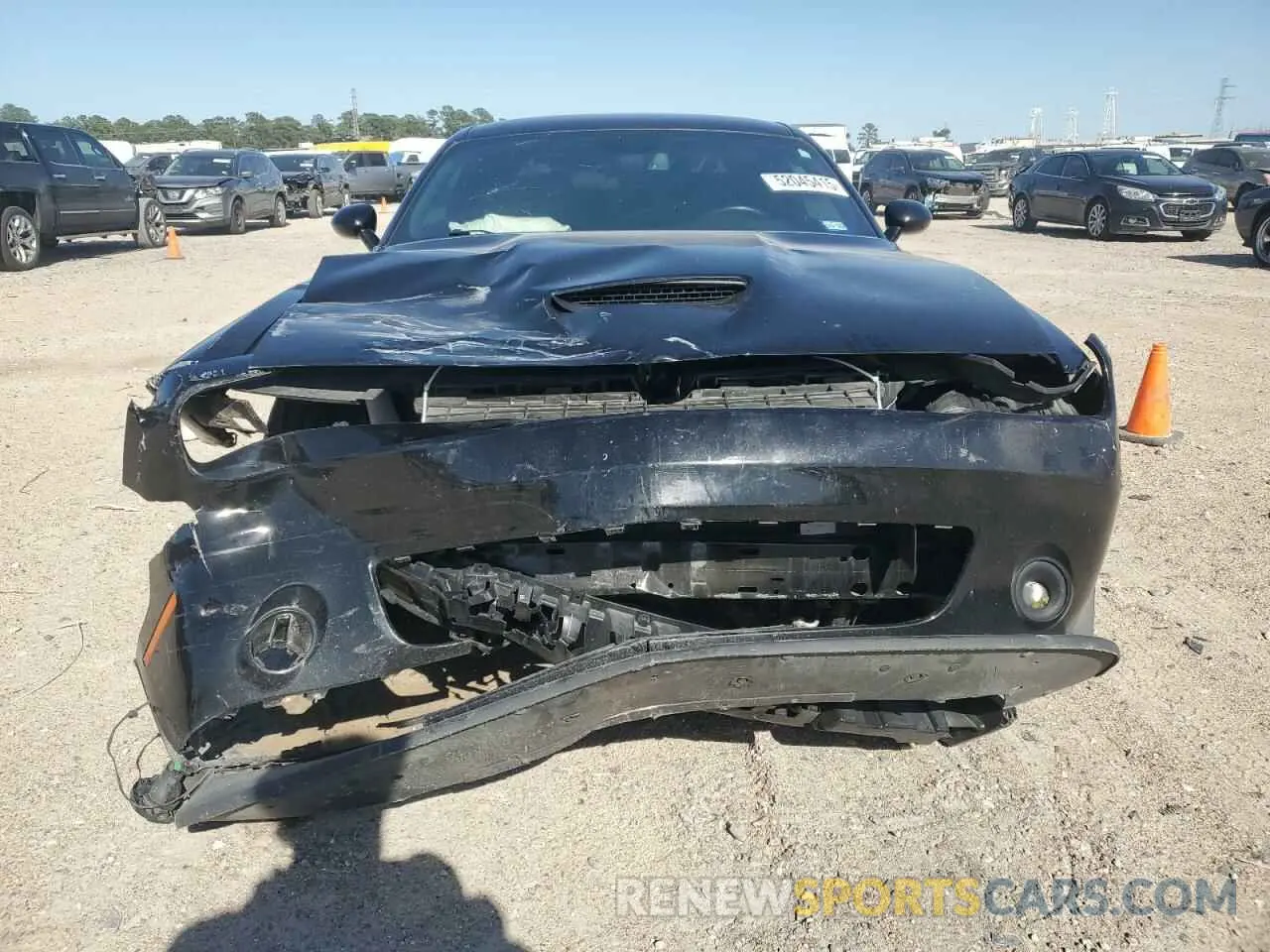 5 Photograph of a damaged car 2C3CDZJG0NH237516 DODGE CHALLENGER 2022