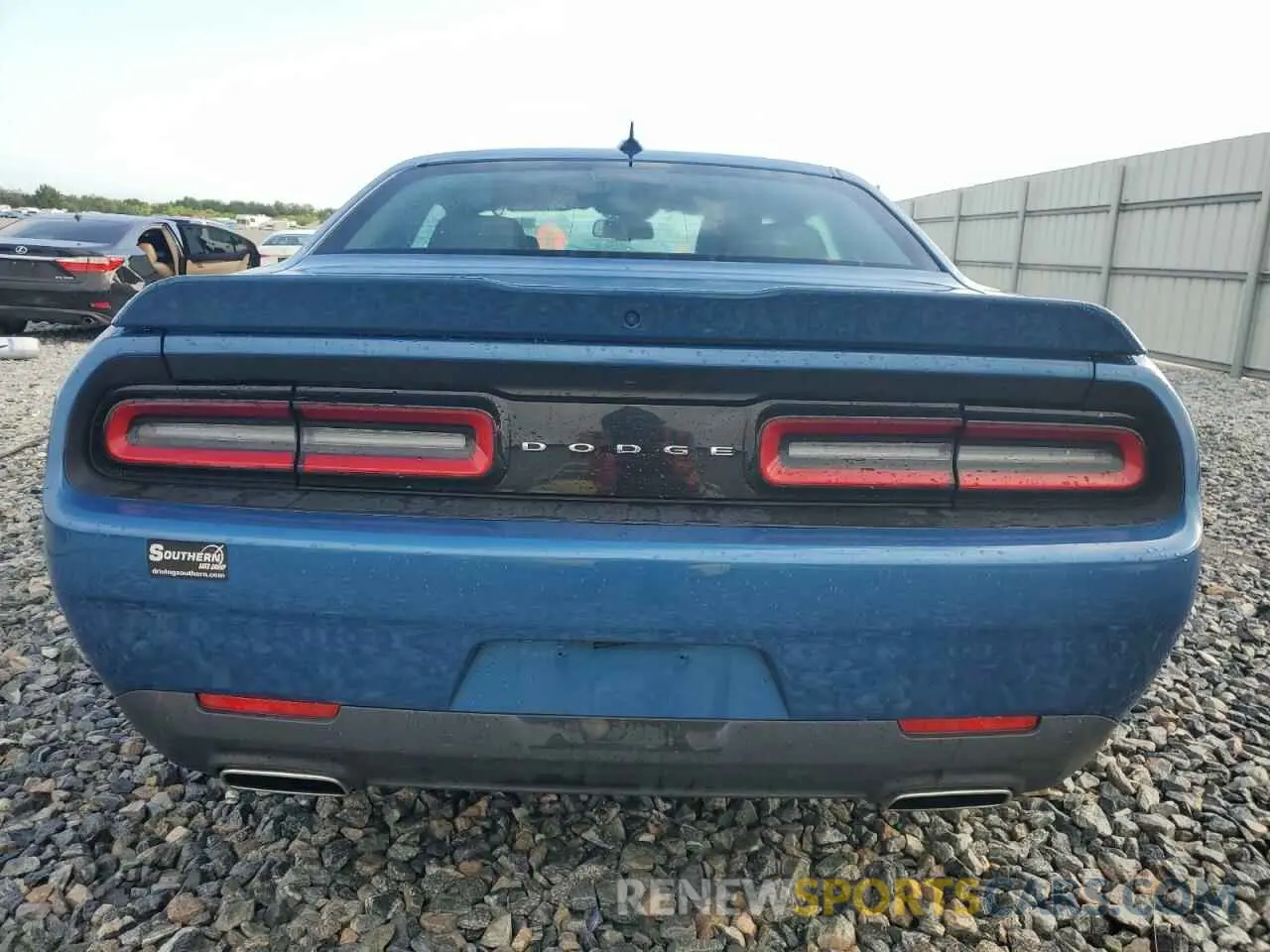 6 Photograph of a damaged car 2C3CDZJG1NH226752 DODGE CHALLENGER 2022