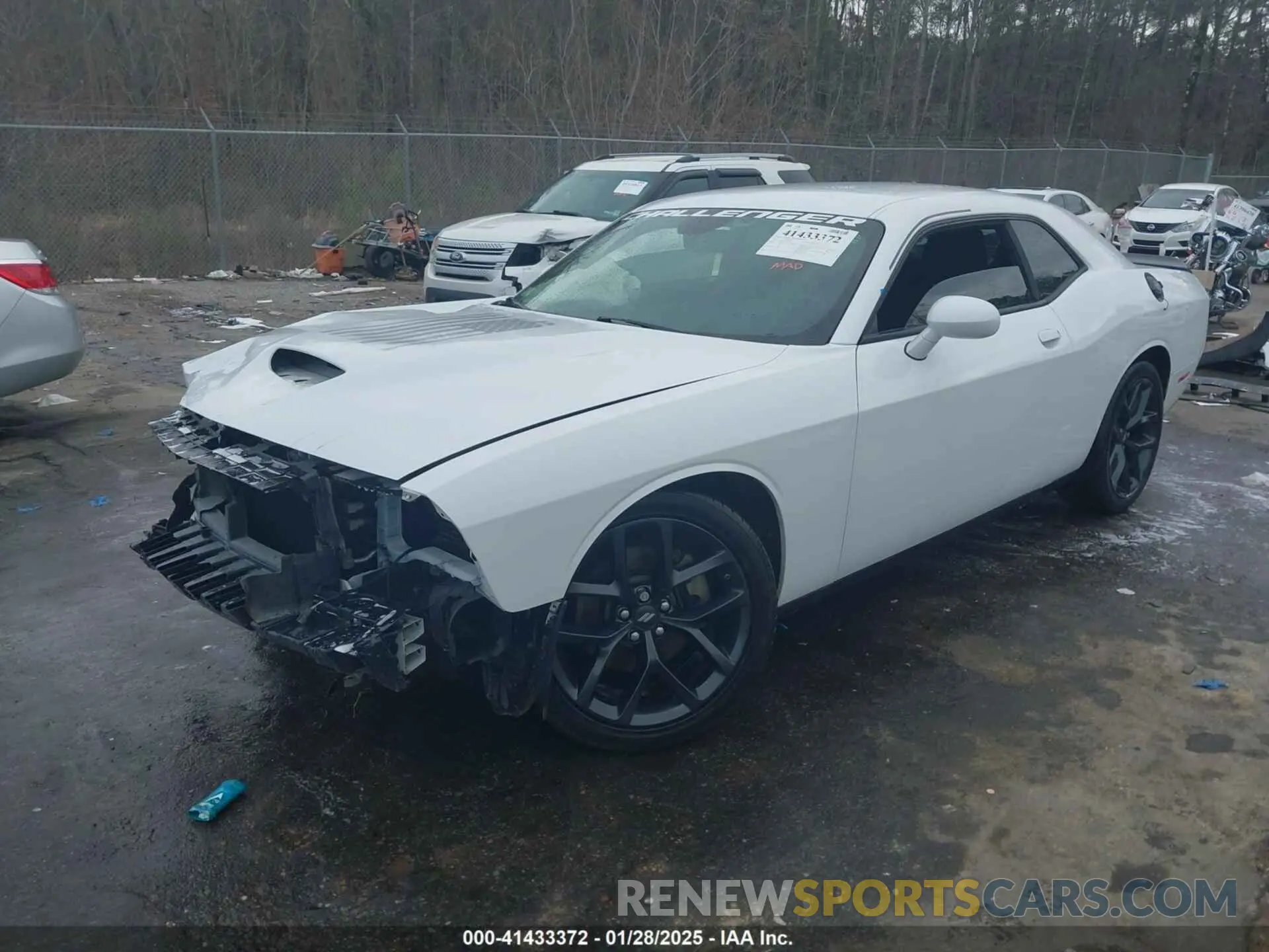 2 Photograph of a damaged car 2C3CDZJG3NH151889 DODGE CHALLENGER 2022