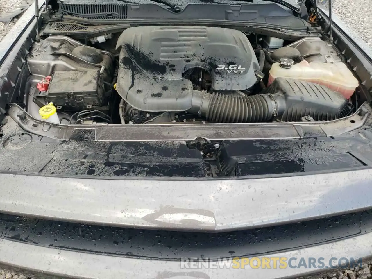 11 Photograph of a damaged car 2C3CDZJG3NH155537 DODGE CHALLENGER 2022