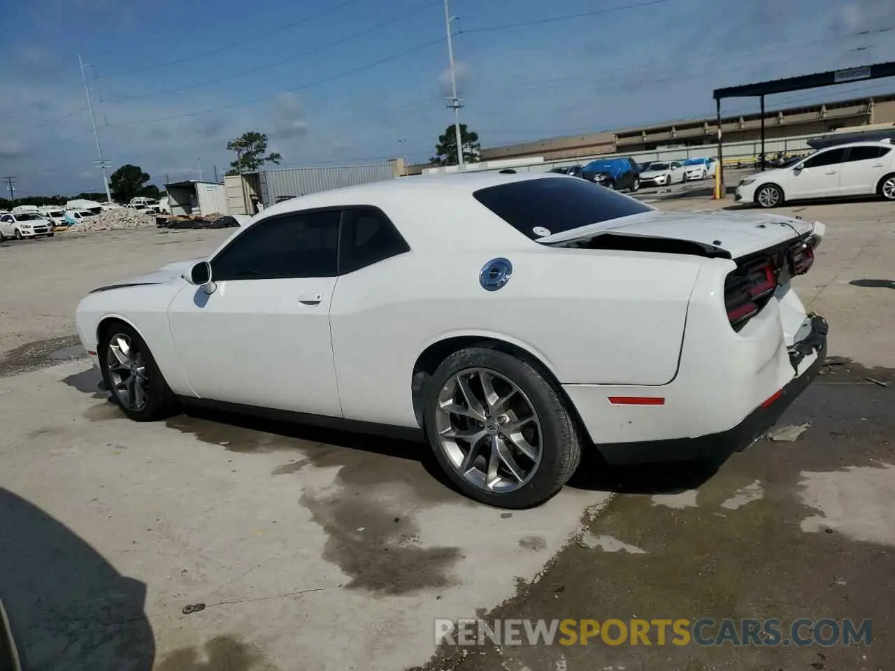 2 Photograph of a damaged car 2C3CDZJG3NH237557 DODGE CHALLENGER 2022