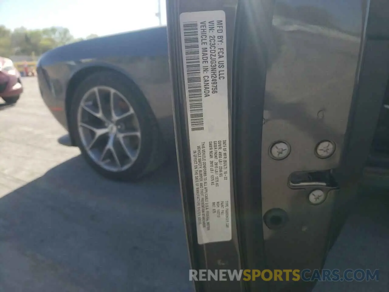 13 Photograph of a damaged car 2C3CDZJG3NH249756 DODGE CHALLENGER 2022