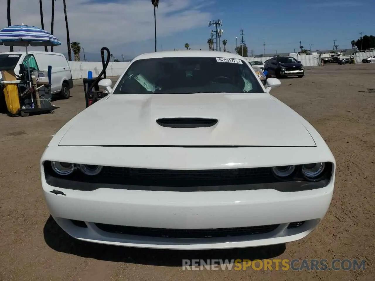 5 Photograph of a damaged car 2C3CDZJG4NH164134 DODGE CHALLENGER 2022