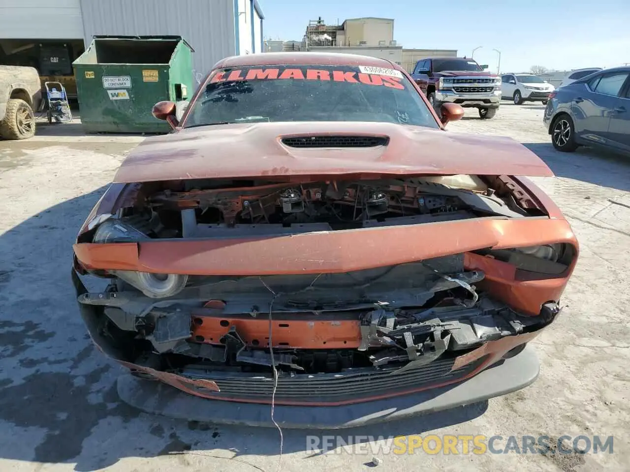 5 Photograph of a damaged car 2C3CDZJG5NH165289 DODGE CHALLENGER 2022