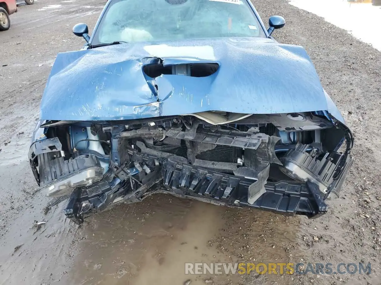 11 Photograph of a damaged car 2C3CDZJG5NH218606 DODGE CHALLENGER 2022