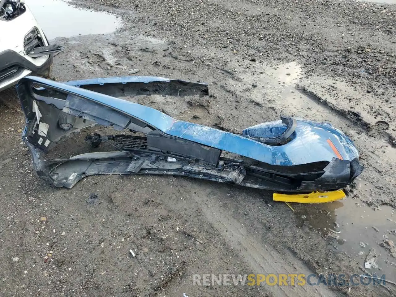 12 Photograph of a damaged car 2C3CDZJG5NH218606 DODGE CHALLENGER 2022