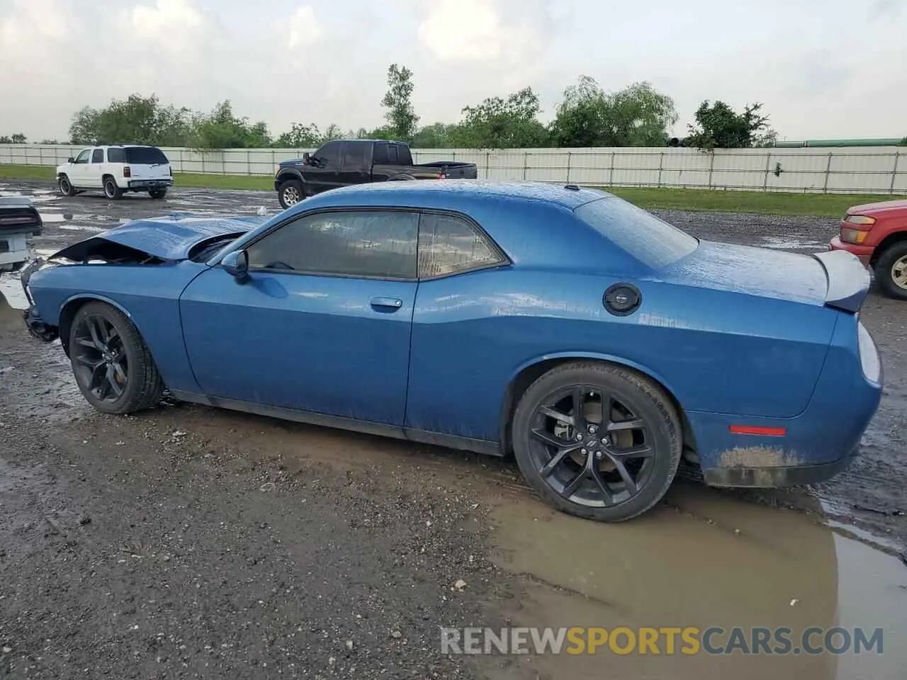 2 Photograph of a damaged car 2C3CDZJG5NH218606 DODGE CHALLENGER 2022