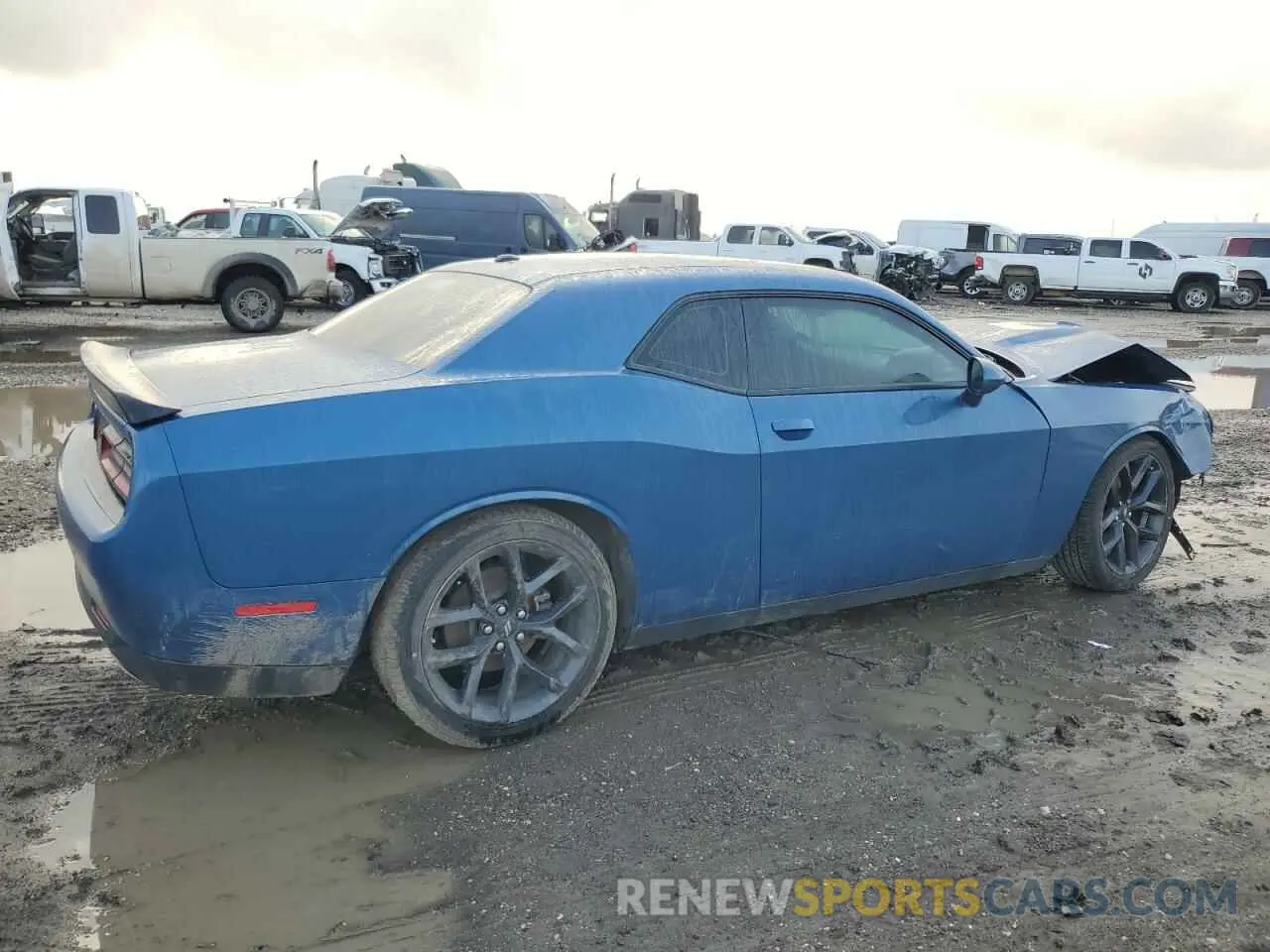 3 Photograph of a damaged car 2C3CDZJG5NH218606 DODGE CHALLENGER 2022