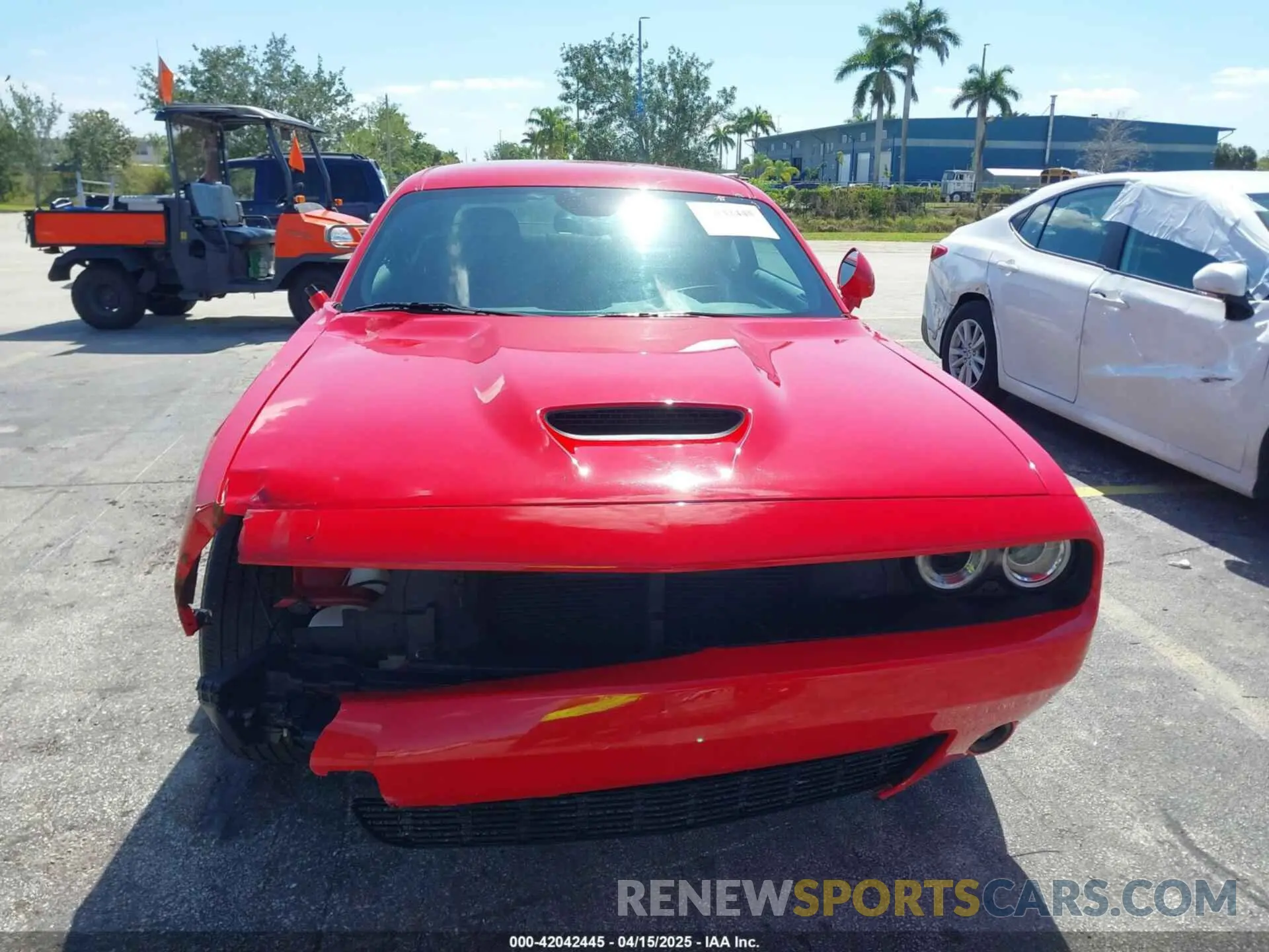 12 Photograph of a damaged car 2C3CDZJG5NH249578 DODGE CHALLENGER 2022