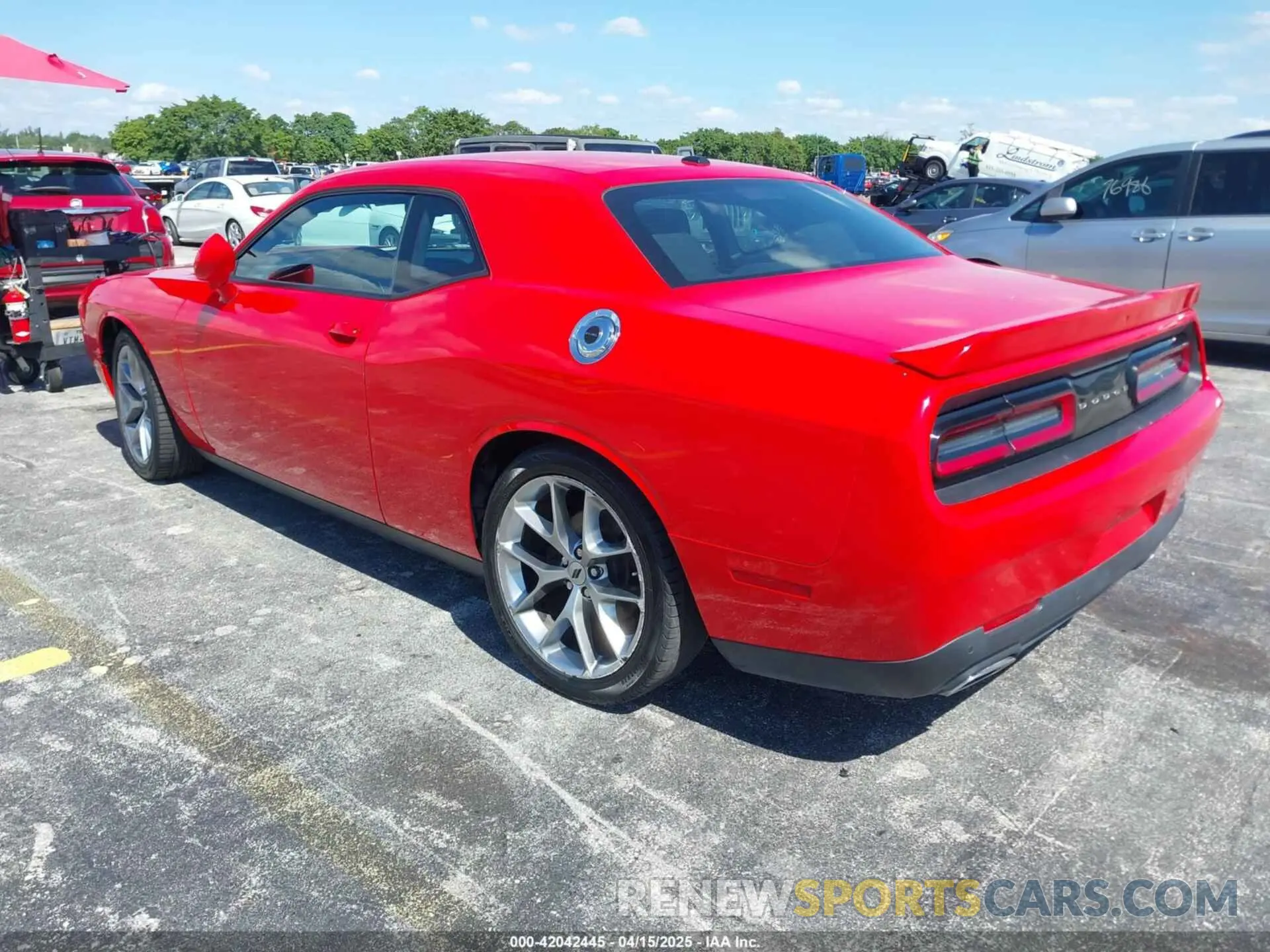 3 Photograph of a damaged car 2C3CDZJG5NH249578 DODGE CHALLENGER 2022