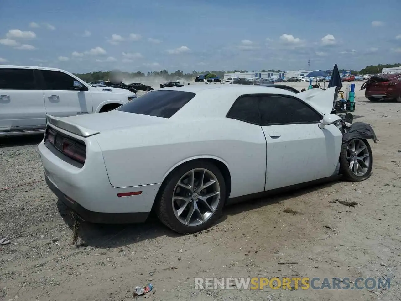 3 Photograph of a damaged car 2C3CDZJG6NH211387 DODGE CHALLENGER 2022