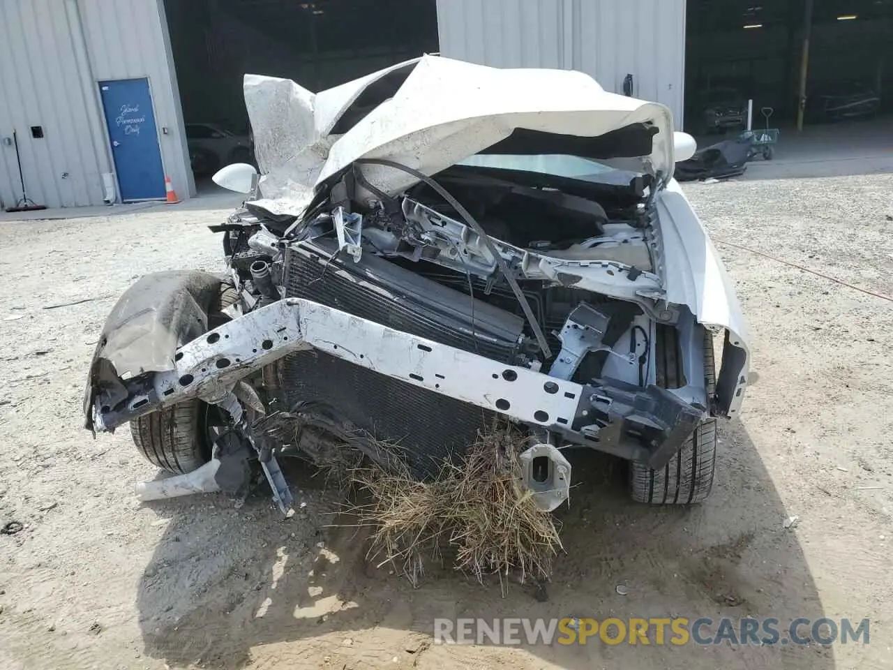 5 Photograph of a damaged car 2C3CDZJG6NH211387 DODGE CHALLENGER 2022