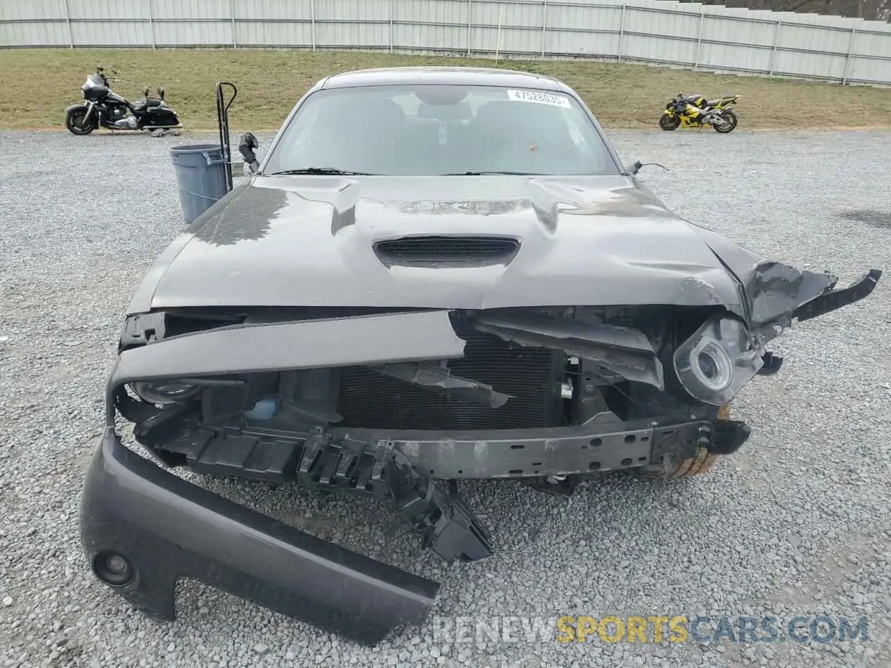 5 Photograph of a damaged car 2C3CDZJG6NH254384 DODGE CHALLENGER 2022