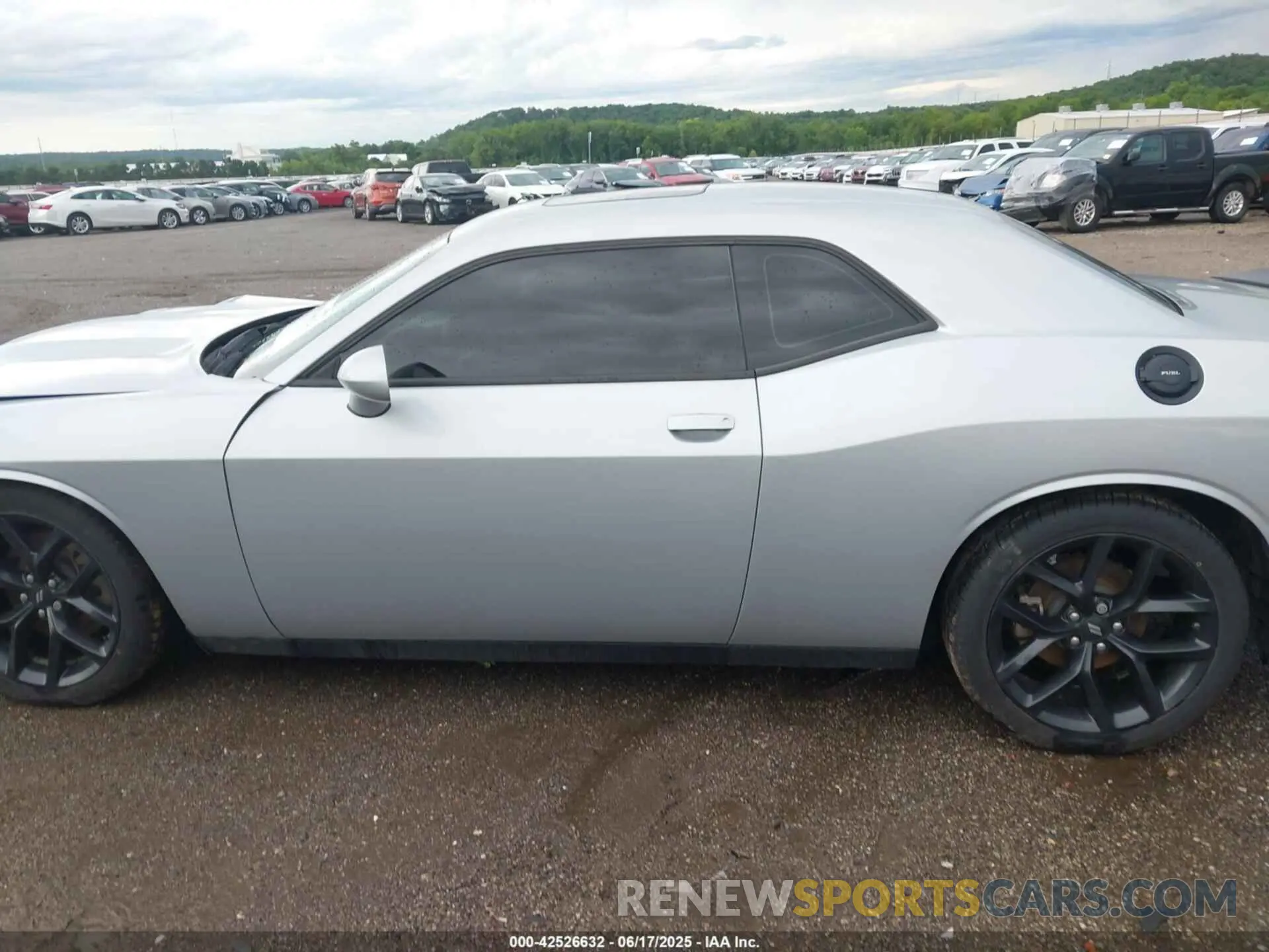 15 Photograph of a damaged car 2C3CDZJG7NH140118 DODGE CHALLENGER 2022