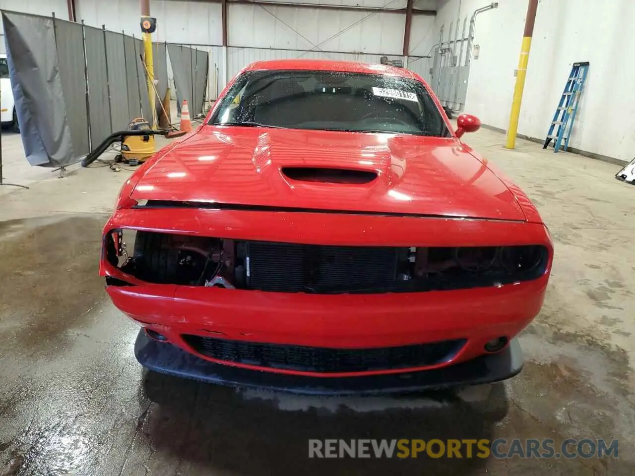 5 Photograph of a damaged car 2C3CDZJG7NH159655 DODGE CHALLENGER 2022