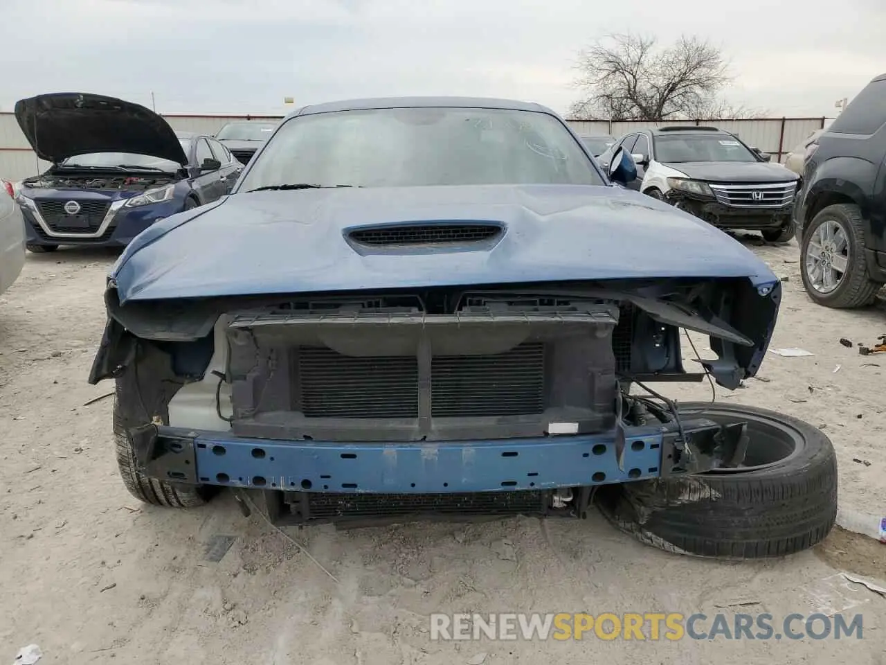 5 Photograph of a damaged car 2C3CDZJG7NH268519 DODGE CHALLENGER 2022
