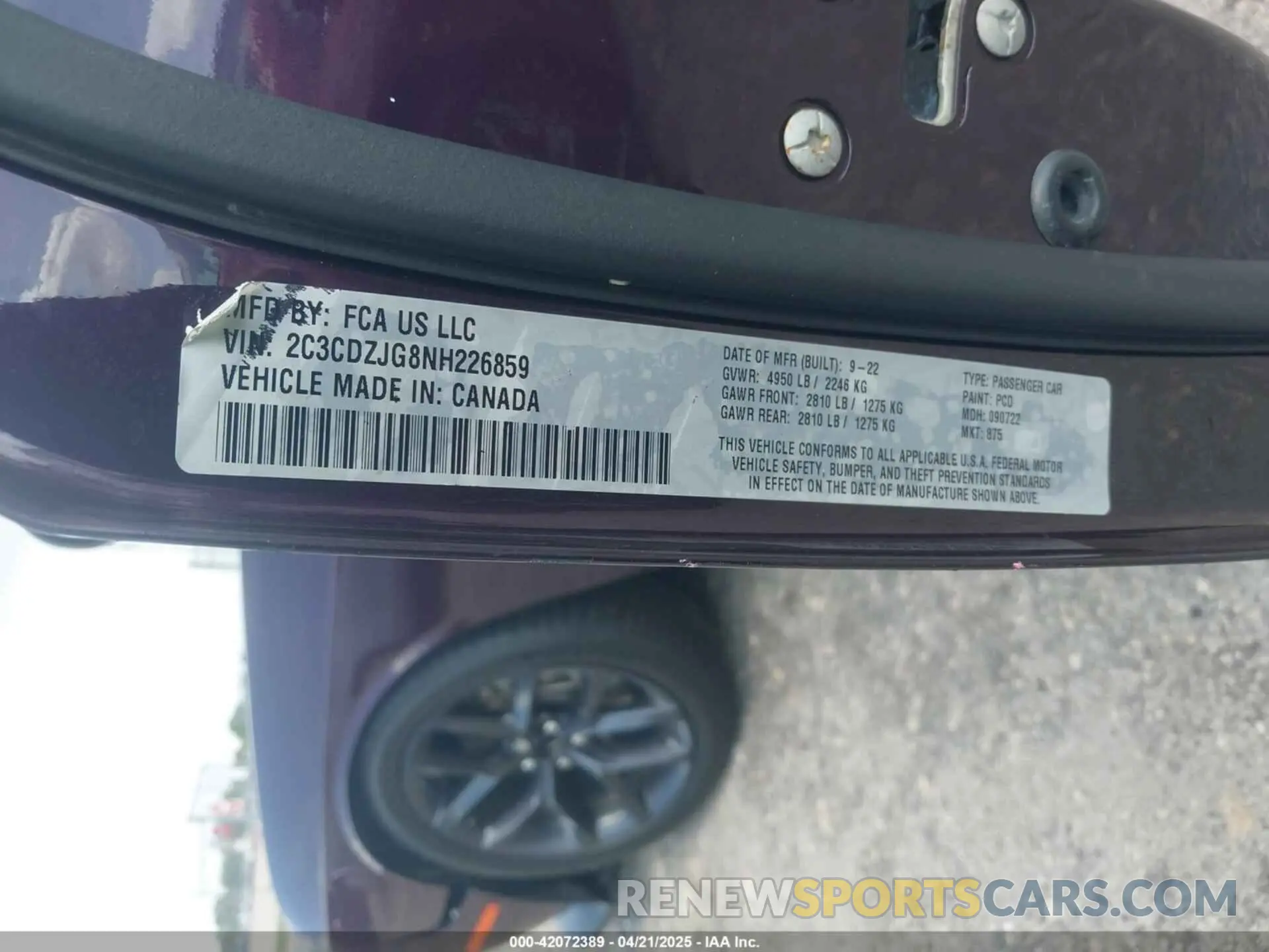 9 Photograph of a damaged car 2C3CDZJG8NH226859 DODGE CHALLENGER 2022