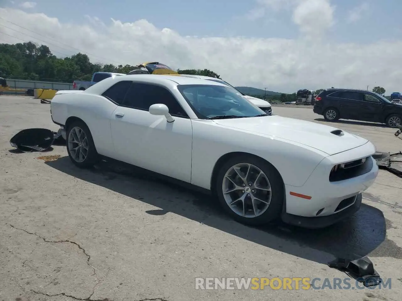 4 Photograph of a damaged car 2C3CDZJG8NH249512 DODGE CHALLENGER 2022