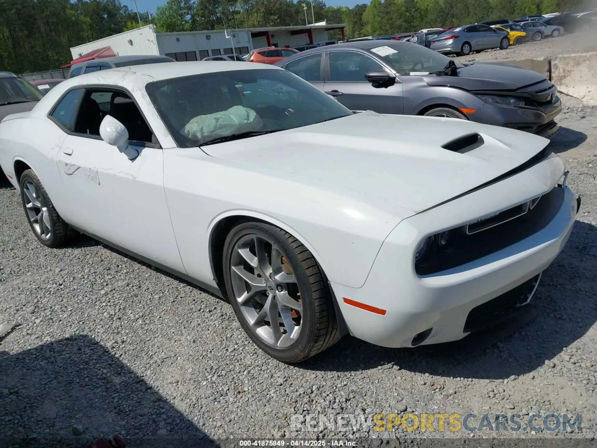 1 Photograph of a damaged car 2C3CDZJG9NH237465 DODGE CHALLENGER 2022