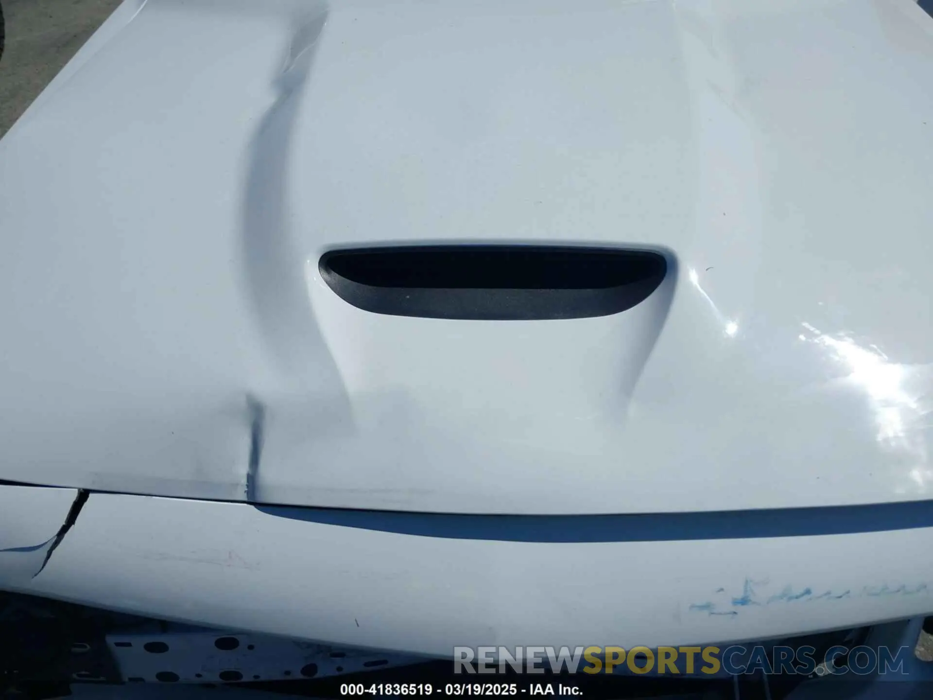 10 Photograph of a damaged car 2C3CDZJG9NH249597 DODGE CHALLENGER 2022