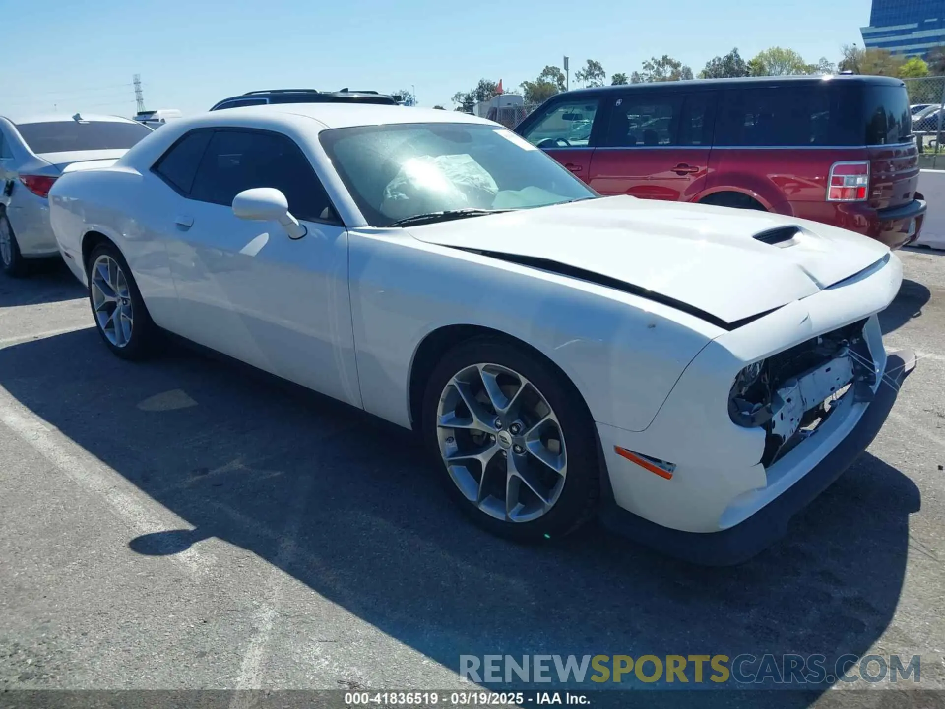 14 Photograph of a damaged car 2C3CDZJG9NH249597 DODGE CHALLENGER 2022