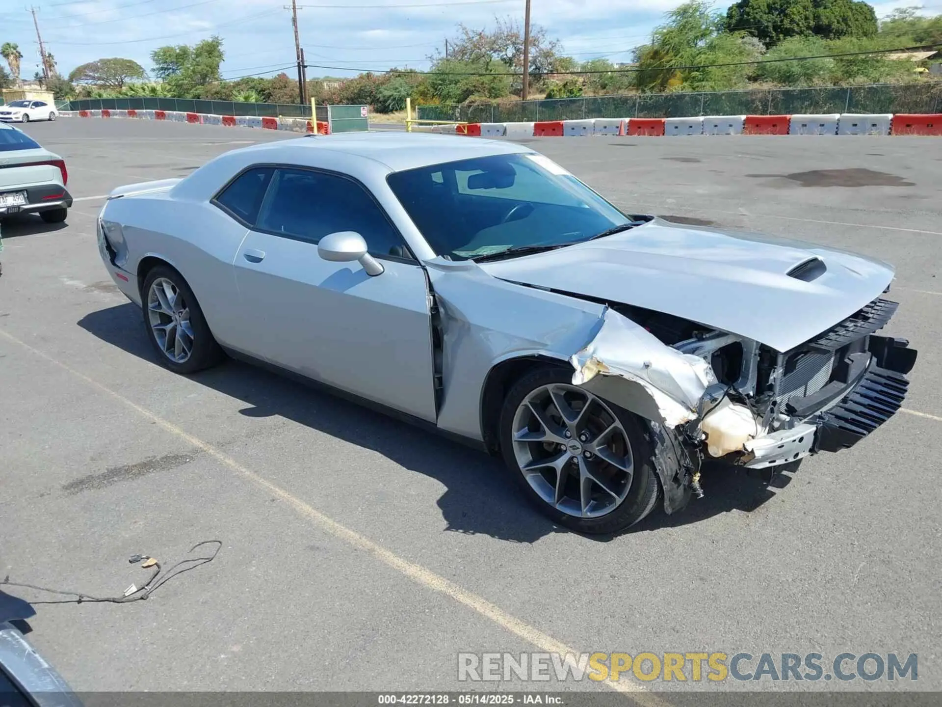 1 Photograph of a damaged car 2C3CDZJGXNH233246 DODGE CHALLENGER 2022