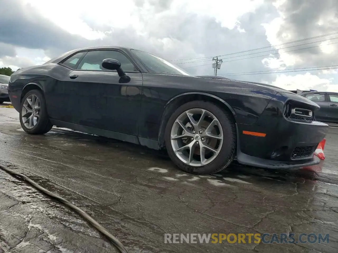 4 Photograph of a damaged car 2C3CDZJGXNH247356 DODGE CHALLENGER 2022