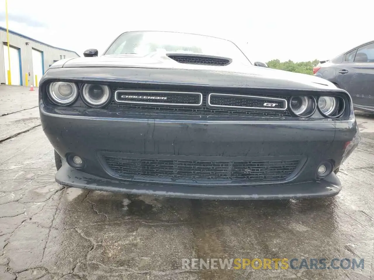 5 Photograph of a damaged car 2C3CDZJGXNH247356 DODGE CHALLENGER 2022
