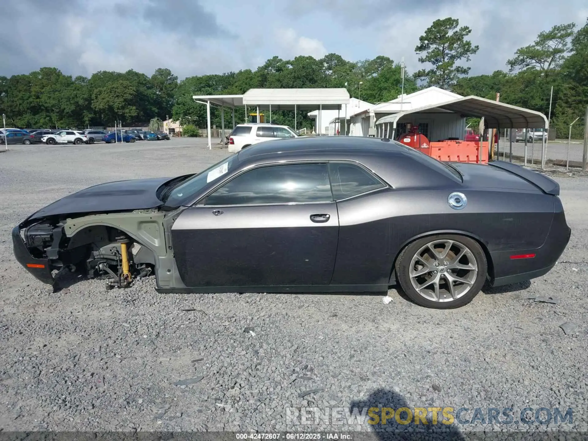 15 Photograph of a damaged car 2C3CDZJGXNH254369 DODGE CHALLENGER 2022