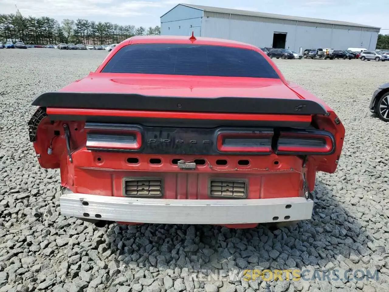 6 Photograph of a damaged car 2C3CDZKG1NH152067 DODGE CHALLENGER 2022
