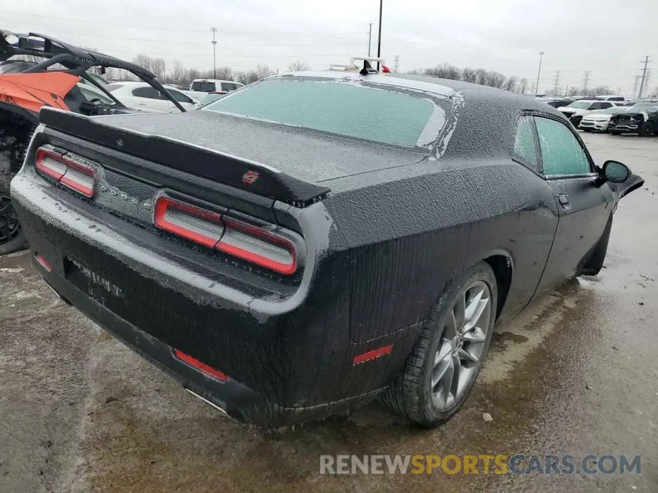 3 Photograph of a damaged car 2C3CDZKG2NH118574 DODGE CHALLENGER 2022
