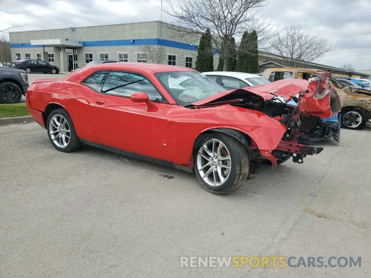 4 Photograph of a damaged car 2C3CDZKG3NH160686 DODGE CHALLENGER 2022