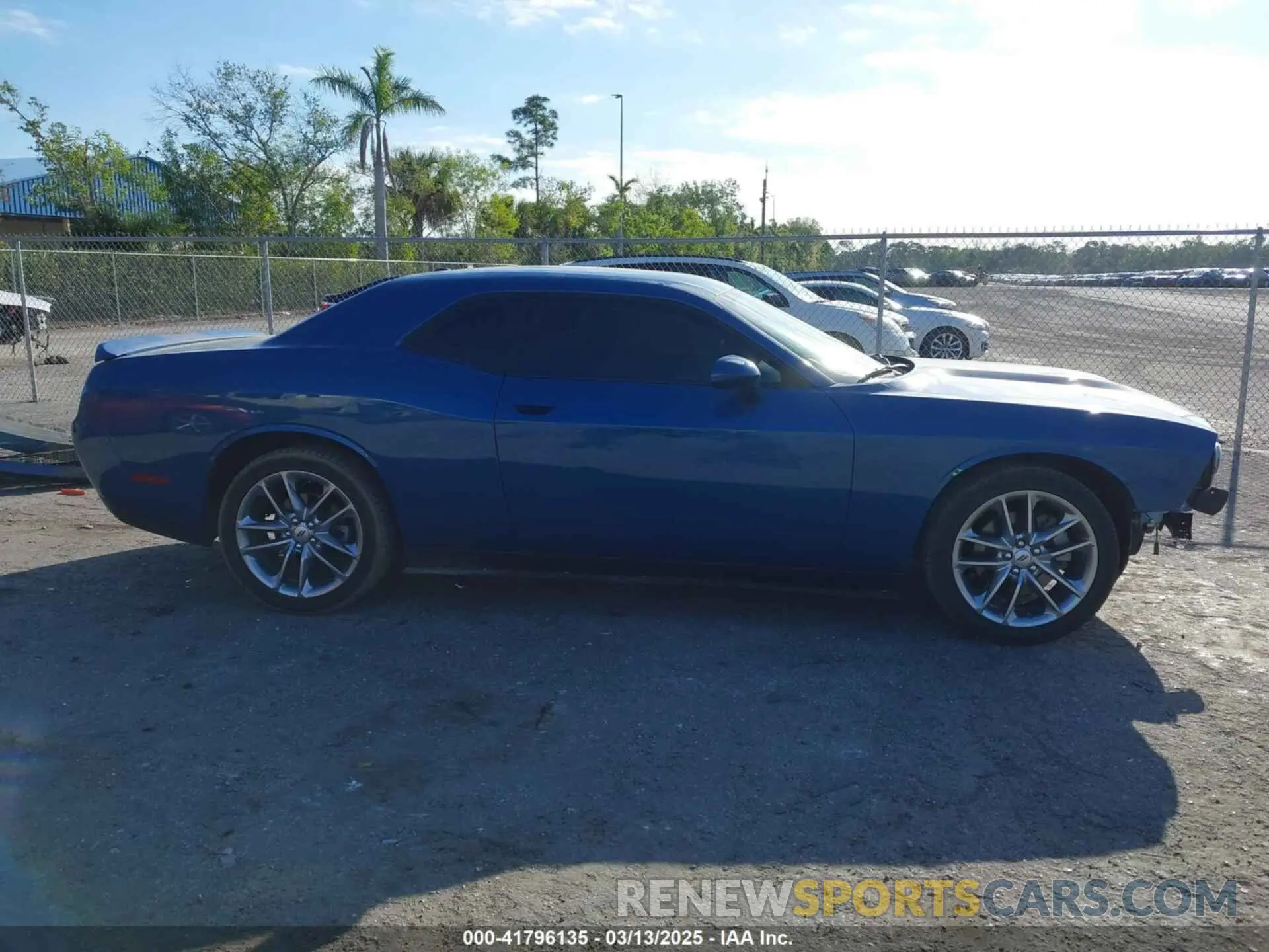14 Photograph of a damaged car 2C3CDZKG3NH247715 DODGE CHALLENGER 2022