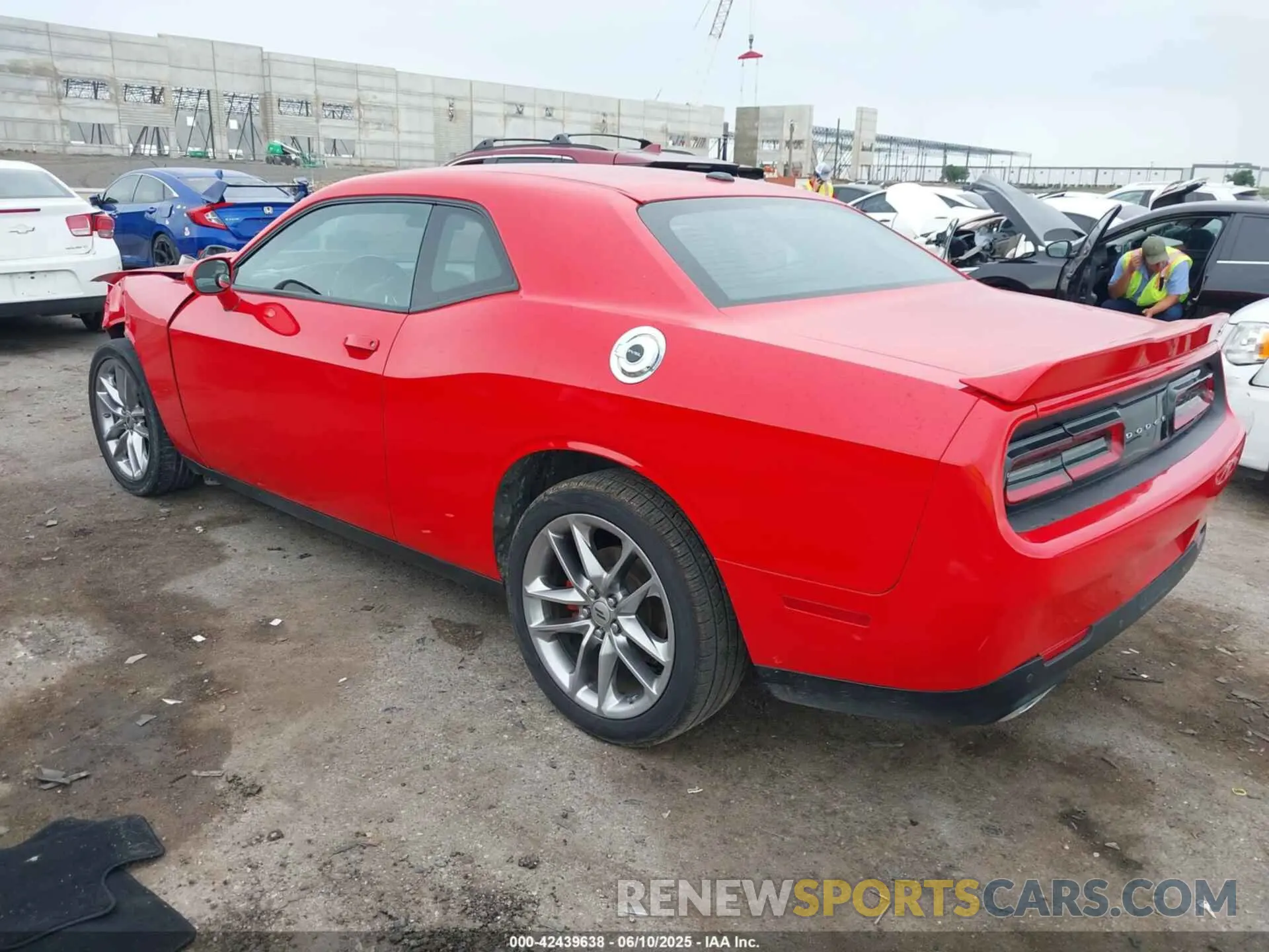 3 Photograph of a damaged car 2C3CDZKG5NH223738 DODGE CHALLENGER 2022