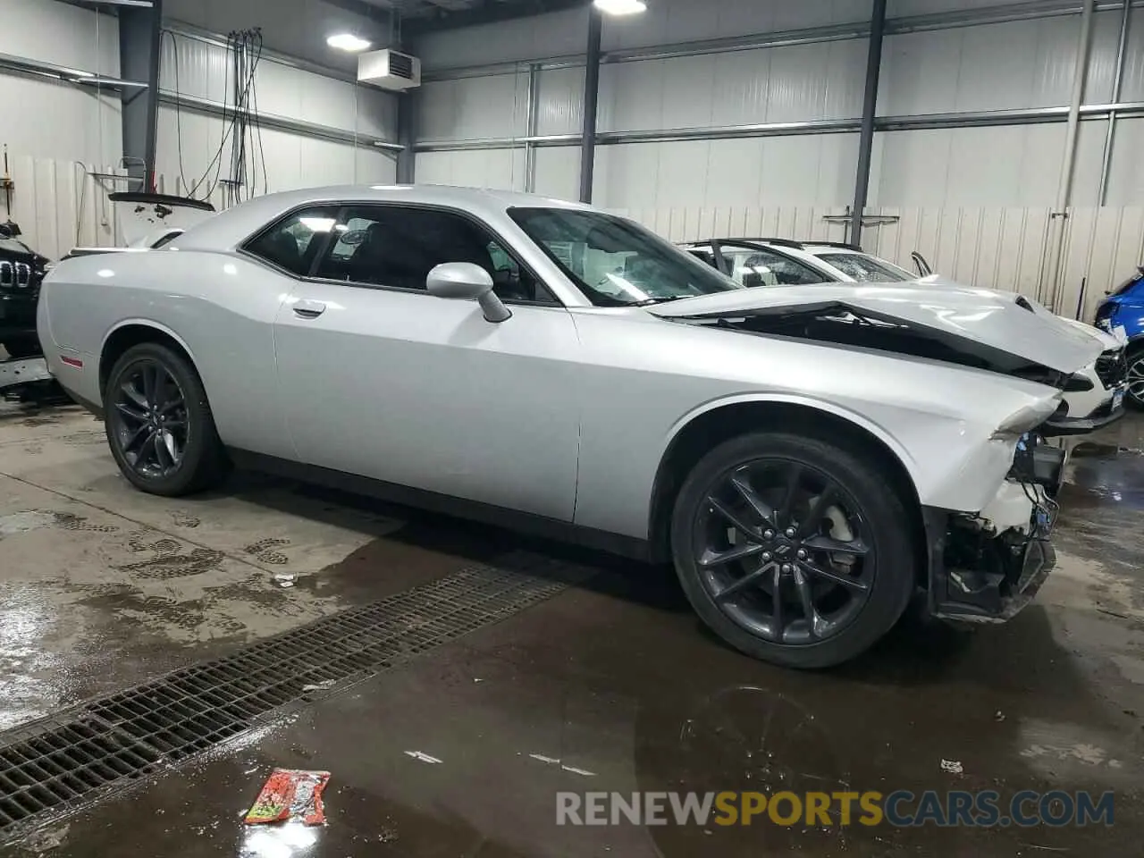 4 Photograph of a damaged car 2C3CDZKG8NH185860 DODGE CHALLENGER 2022