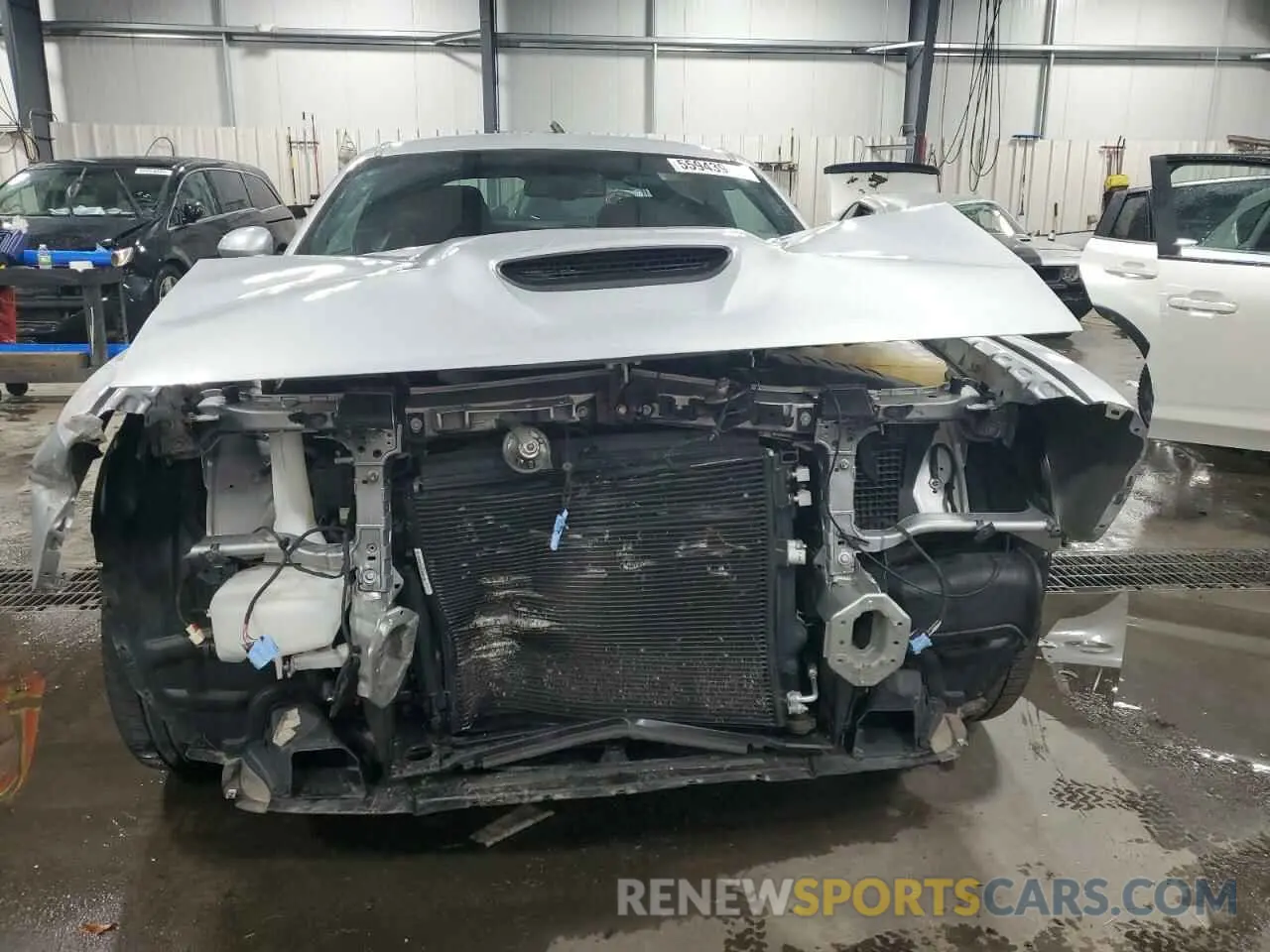 5 Photograph of a damaged car 2C3CDZKG8NH185860 DODGE CHALLENGER 2022