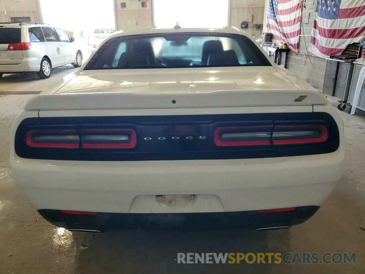 6 Photograph of a damaged car 2C3CDZKG8NH247726 DODGE CHALLENGER 2022