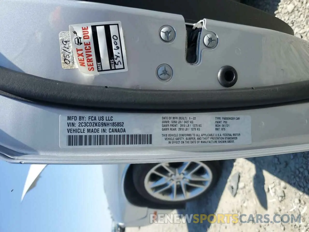 12 Photograph of a damaged car 2C3CDZKG9NH185852 DODGE CHALLENGER 2022