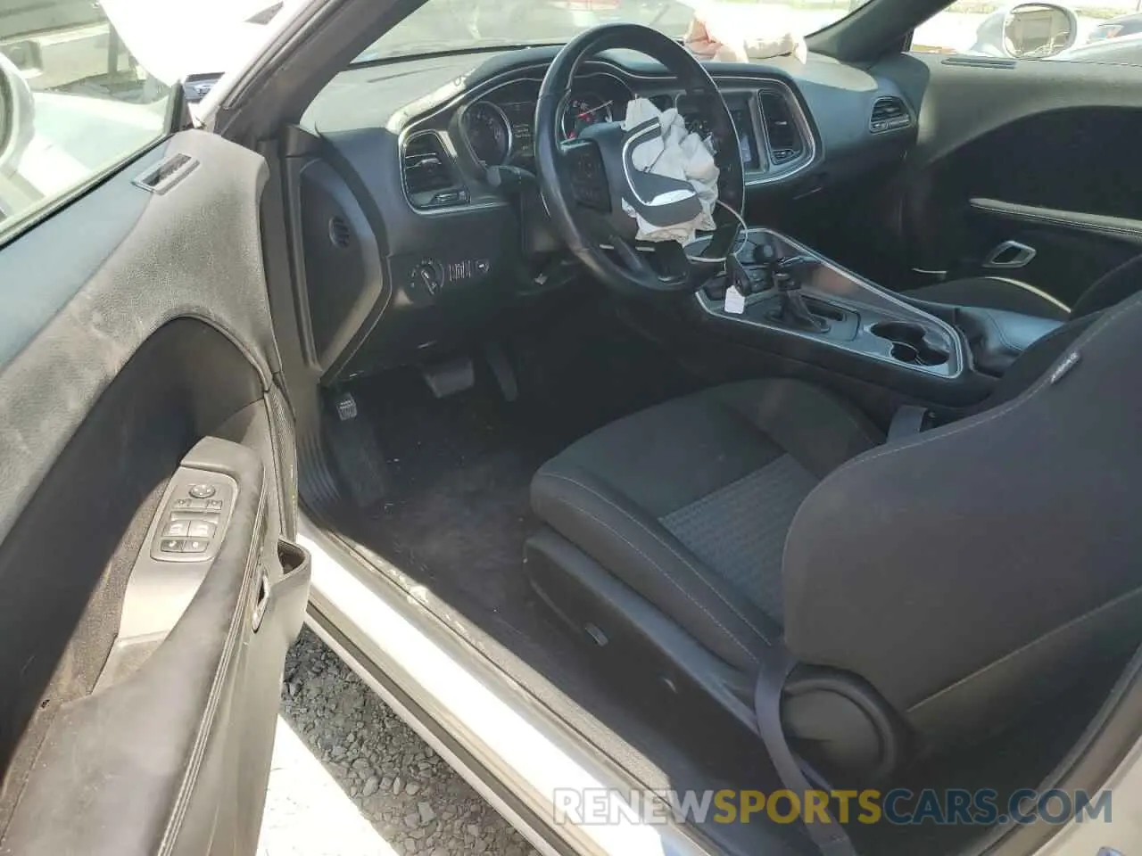8 Photograph of a damaged car 2C3CDZKG9NH185852 DODGE CHALLENGER 2022