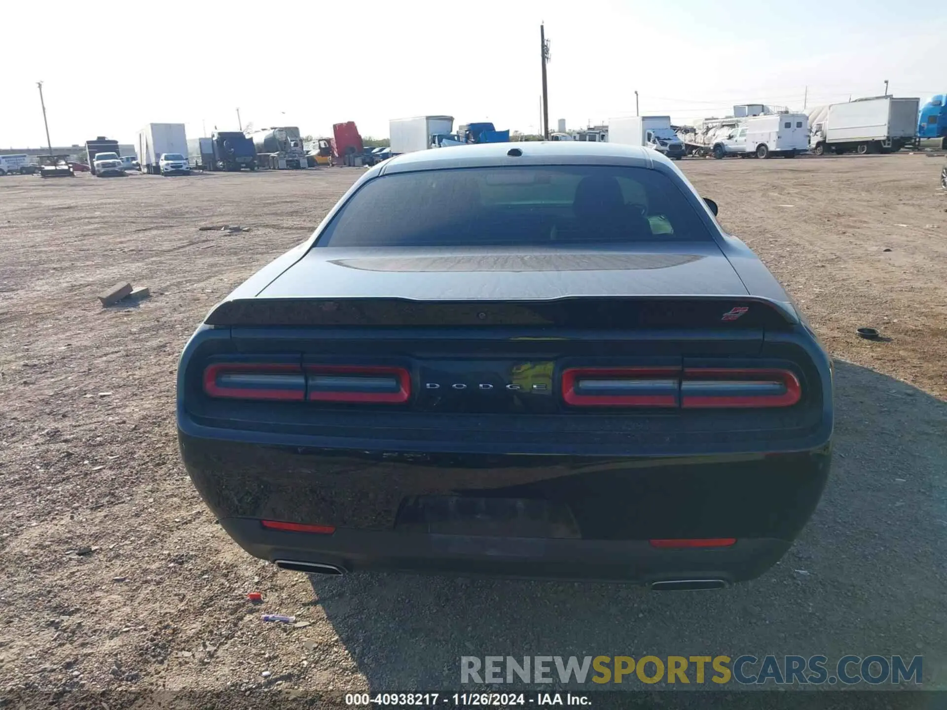 16 Photograph of a damaged car 2C3CDZKGXNH185830 DODGE CHALLENGER 2022
