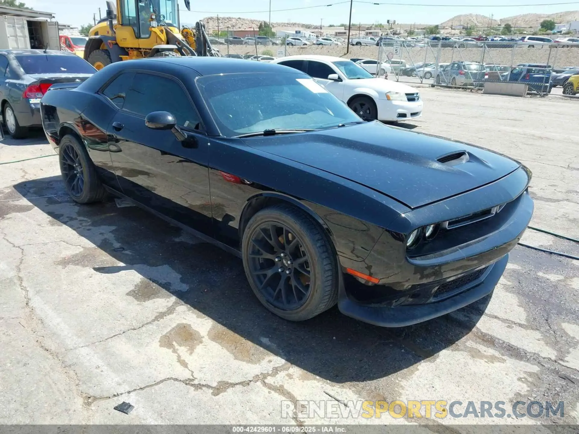 1 Photograph of a damaged car 2C3CDZKGXNH247713 DODGE CHALLENGER 2022