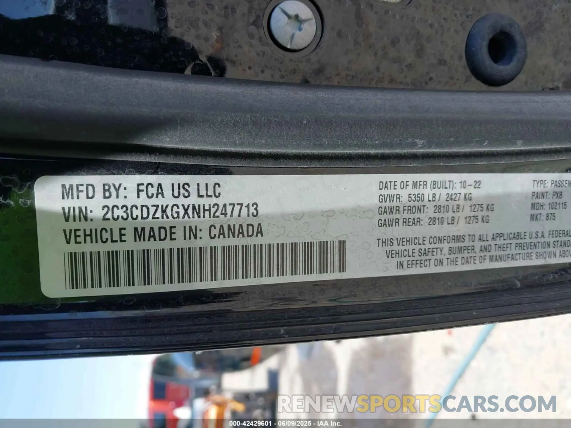 9 Photograph of a damaged car 2C3CDZKGXNH247713 DODGE CHALLENGER 2022