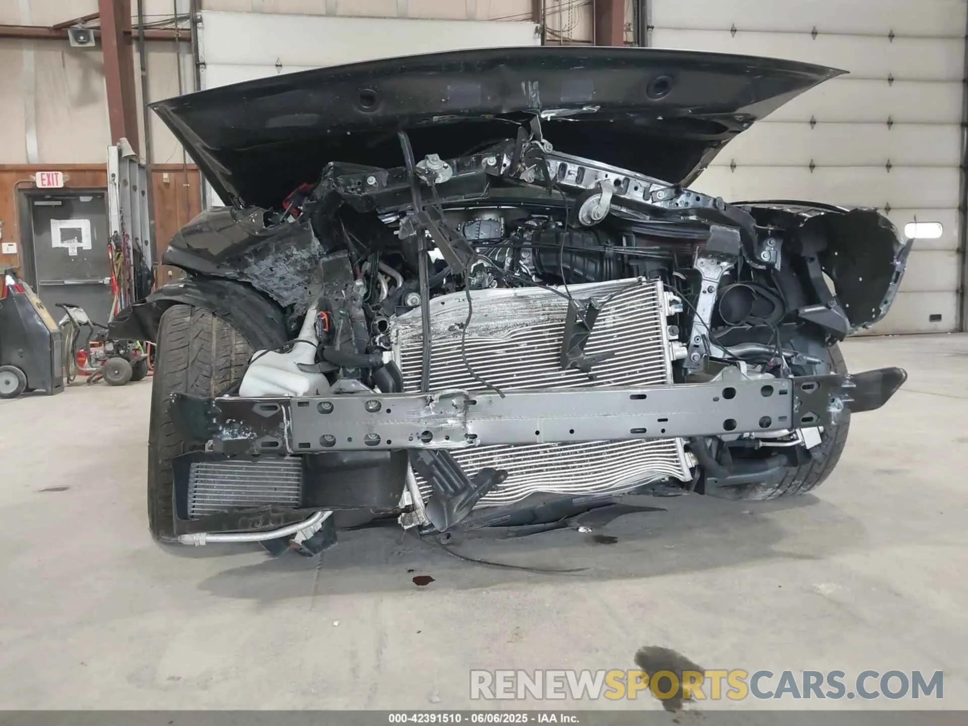6 Photograph of a damaged car 2C3CDZL92NH100298 DODGE CHALLENGER 2022