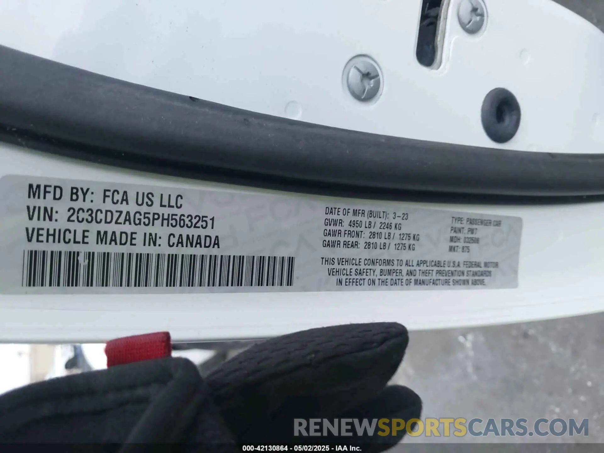 9 Photograph of a damaged car 2C3CDZAG5PH563251 DODGE CHALLENGER 2023