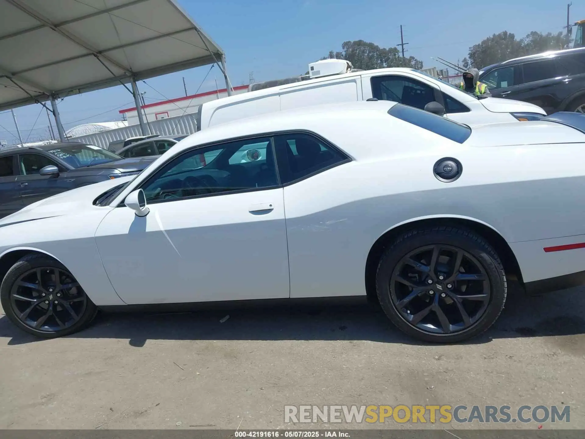 15 Photograph of a damaged car 2C3CDZAG5PH568191 DODGE CHALLENGER 2023