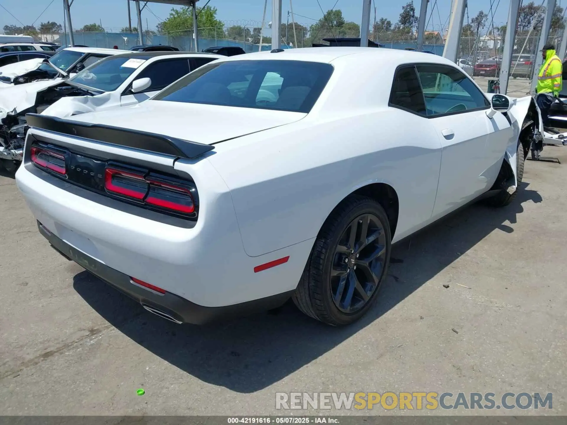 4 Photograph of a damaged car 2C3CDZAG5PH568191 DODGE CHALLENGER 2023